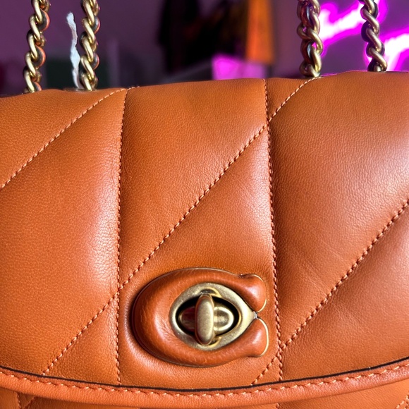 Coach Quilted Madison 18 Canyon - Picture 3 of 8